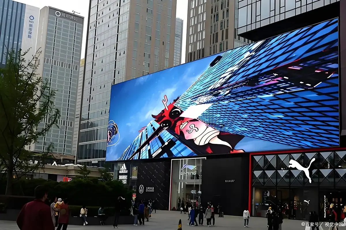 Outdoor Advertising LED Display Solutions
