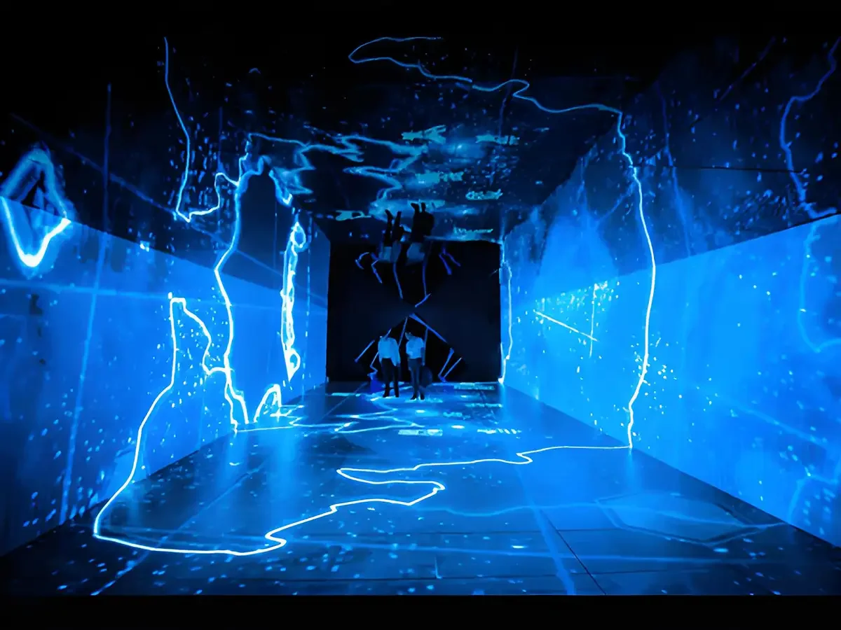 Immersive LED Experience2 Immersive LED Experience2