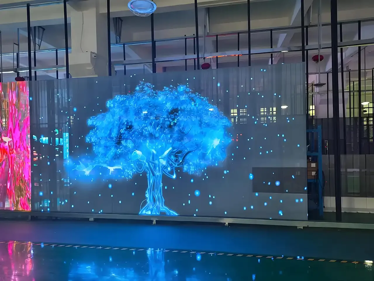 Benefits of Flexible LED Screens for Windows Benefits of Flexible LED Screens for Windows